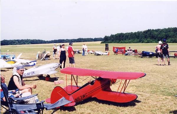 La Ferté-Alais 2003_001.JPG