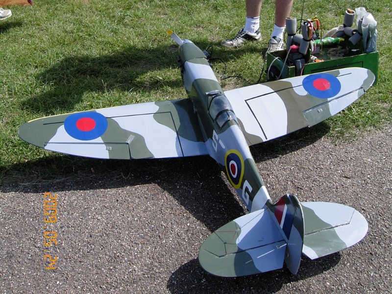 Spitfire-001.JPG