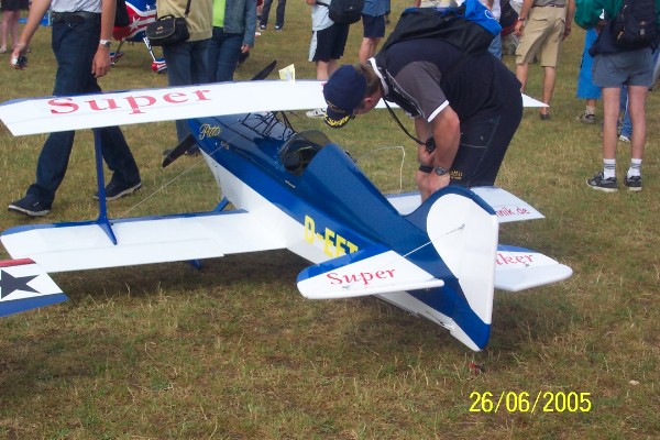 106 La Ferté Alais 2005.jpg