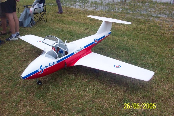 014 La Ferté Alais 2005.jpg