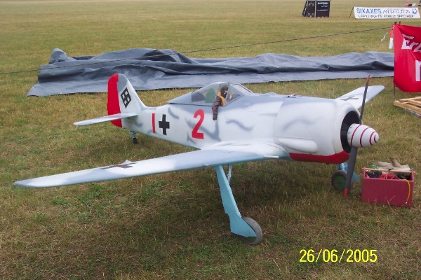 022 La Ferté Alais 2005.jpg