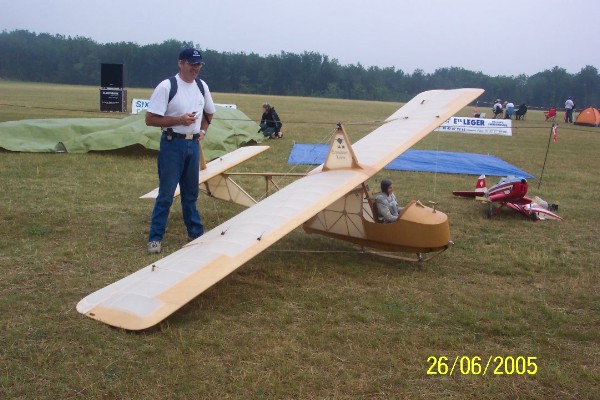 023 La Ferté Alais 2005.jpg