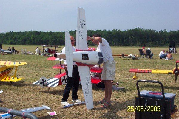 042 La Ferté Alais 2005.jpg