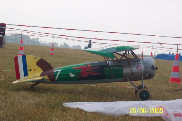 087 La Ferté Alais 2005.jpg